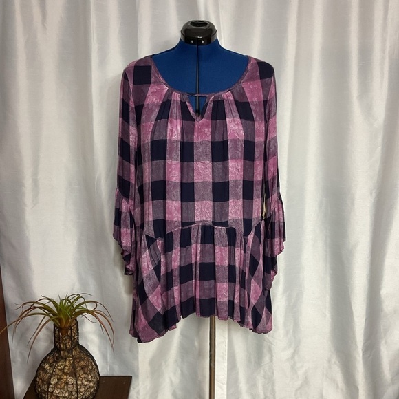 One World Tunic - Picture 1 of 14